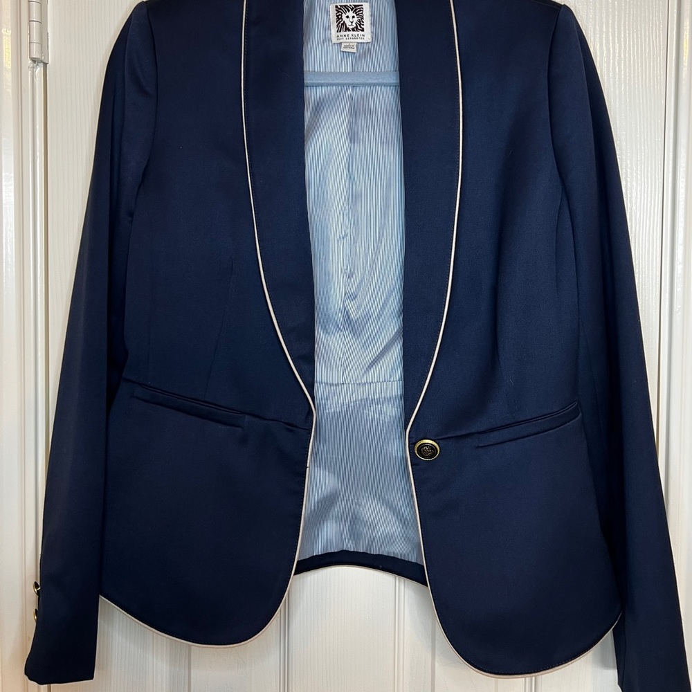 Classy navy blue suit jacket